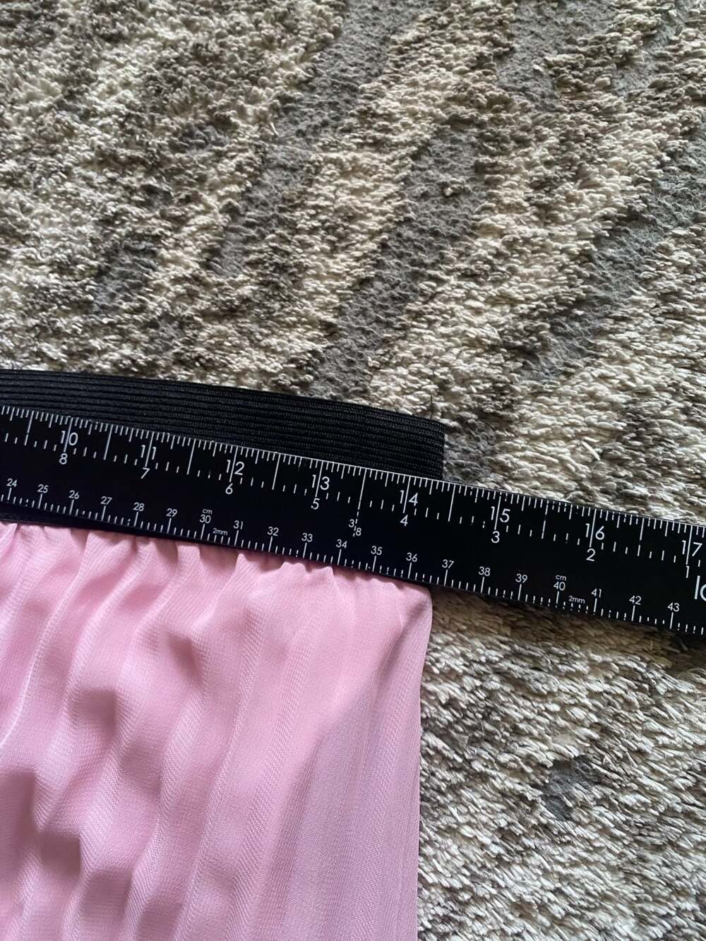 Lavish Pink Pleated Chiffon Midi Skirt with Black Elastic Waistband Size S - Picture 2 of 4